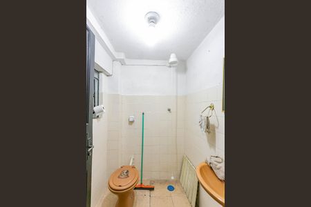 Banheiro de casa para alugar com 1 quarto, 210m² em Liberdade, São Paulo