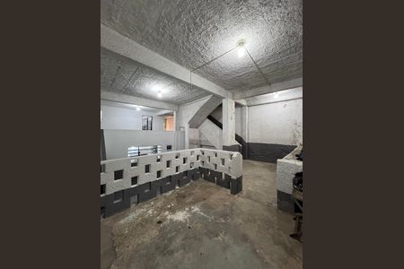 Casa para alugar com 210m², 1 quarto e 5 vagasQuintal