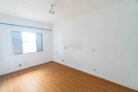 Casa à venda com 180m², 3 quartos e 2 vagas Casa à venda com 180m², 3 quartos e 2 vagasQuarto 1