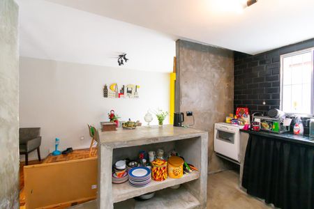 Casa à venda com 180m², 3 quartos e 2 vagasCozinha