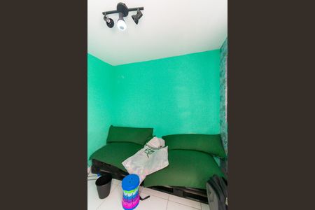 Casa à venda com 180m², 3 quartos e 2 vagasQuarto Serviço