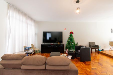 Sala de casa à venda com 3 quartos, 180m² em Planalto Paulista, São Paulo