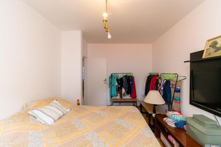 Casa à venda com 180m², 3 quartos e 2 vagasSuíte