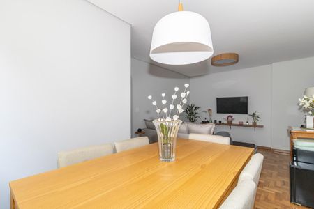 Apartamento à venda com 62m², 2 quartos e 1 vagaSala de Jantar