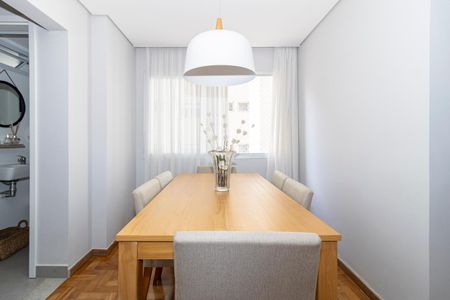 Apartamento à venda com 62m², 2 quartos e 1 vagaSala de Jantar