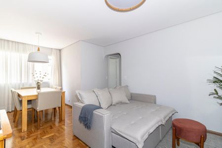 Apartamento à venda com 62m², 2 quartos e 1 vagaSala