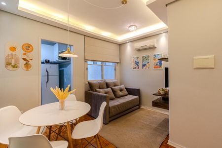 Sala de apartamento à venda com 1 quarto, 39m² em Farroupilha, Porto Alegre