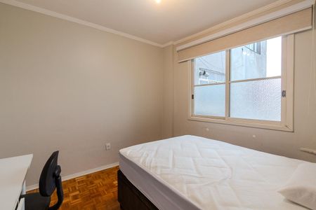 Quarto de apartamento à venda com 1 quarto, 39m² em Farroupilha, Porto Alegre