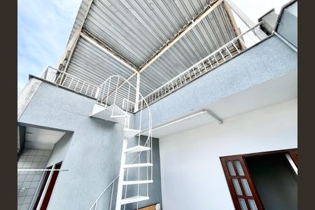Casa para alugar com 350m², 3 quartos e 2 vagasQuintal