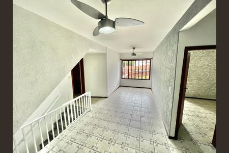 Sala de casa para alugar com 3 quartos, 350m² em Parada Inglesa, São Paulo