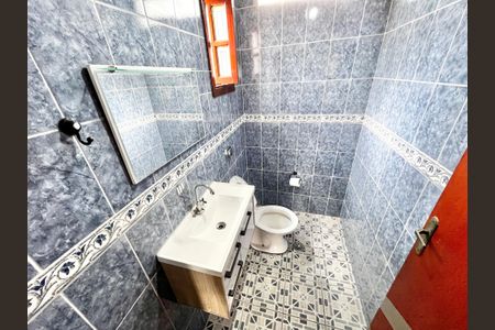 Casa para alugar com 350m², 3 quartos e 2 vagasBanheiro Social 2