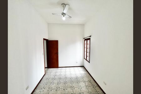 Casa para alugar com 350m², 3 quartos e 2 vagasQuarto 1