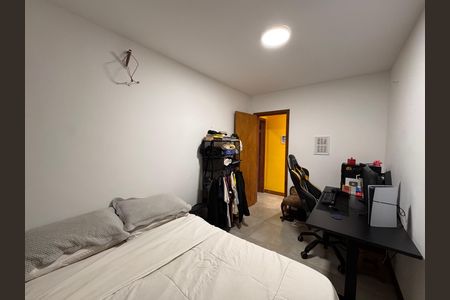Quarto de casa de condomínio para alugar com 2 quartos, 50m² em Vargem Grande, Rio de Janeiro