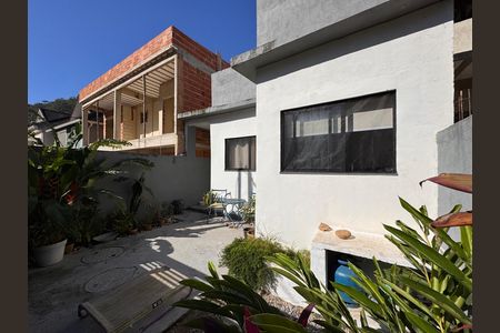 Casa de condomínio para alugar com 50m², 2 quartos e 1 vaga Casa de condomínio para alugar com 50m², 2 quartos e 1 vagaAquecedor