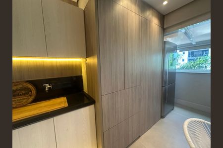 Apartamento para alugar com 82m², 2 quartos e 1 vaga Apartamento para alugar com 82m², 2 quartos e 1 vagaÁrea de Serviço