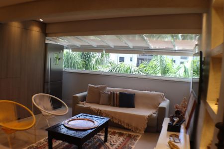 Apartamento para alugar com 82m², 2 quartos e 1 vaga Apartamento para alugar com 82m², 2 quartos e 1 vagaSala