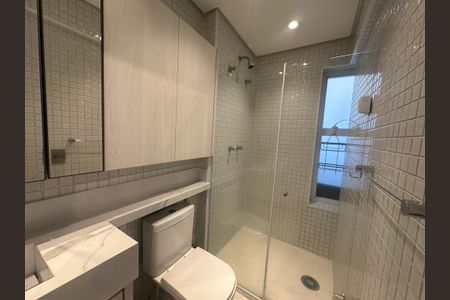 Apartamento para alugar com 82m², 2 quartos e 1 vaga Apartamento para alugar com 82m², 2 quartos e 1 vagaBanheiro da Suíte