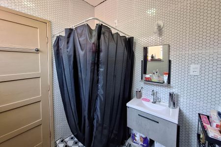 Apartamento à venda com 66m², 3 quartos e sem vaga Apartamento à venda com 66m², 3 quartos e sem vagaBanheiro 1