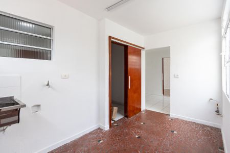 Apartamento à venda com 100m², 2 quartos e 1 vagaÁrea de Serviço