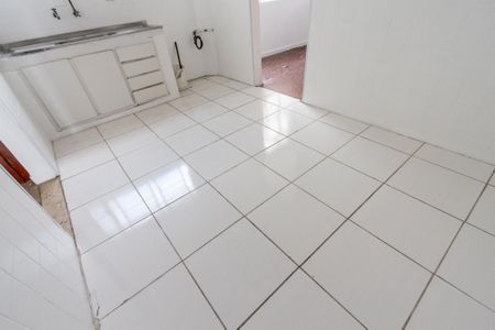 Apartamento à venda com 100m², 2 quartos e 1 vagaCozinha