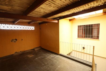 Casa para alugar com 170m², 3 quartos e 2 vagasTerraço Fundos 