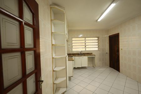 Casa para alugar com 170m², 3 quartos e 2 vagasCozinha