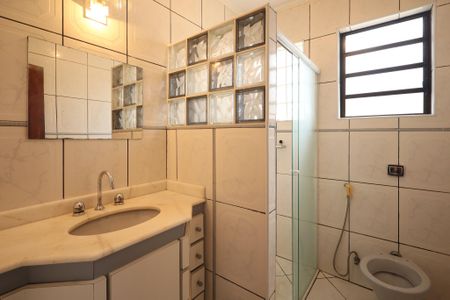 Casa para alugar com 170m², 3 quartos e 2 vagasBanheiro da Suíte 1