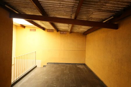 Casa para alugar com 170m², 3 quartos e 2 vagasTerraço Fundos 