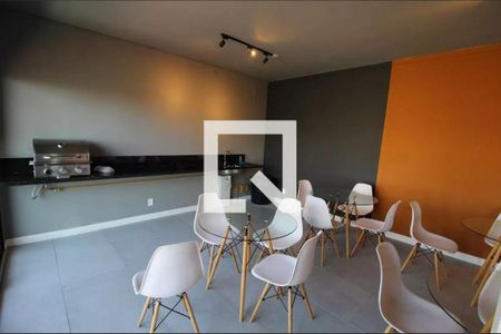 Apartamento à venda com 49m², 2 quartos e 1 vaga Apartamento à venda com 49m², 2 quartos e 1 vagaÁrea comum - Salão de festas