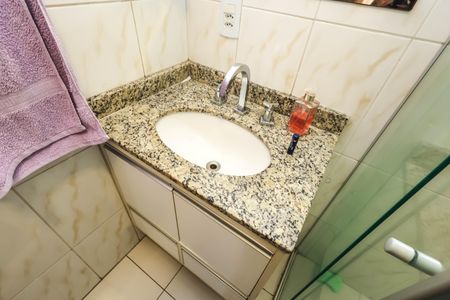 Apartamento à venda com 68m², 3 quartos e 2 vagasBanheiro da Suíte