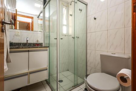 Apartamento à venda com 68m², 3 quartos e 2 vagasBanheiro Social