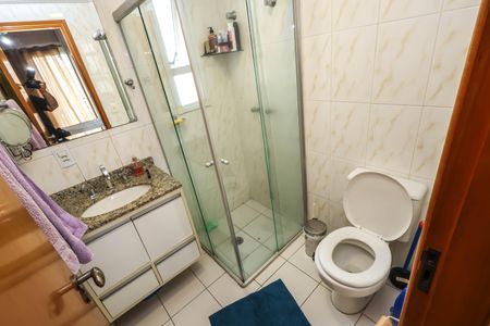Apartamento à venda com 68m², 3 quartos e 2 vagasBanheiro da Suíte