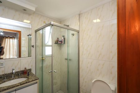 Apartamento à venda com 68m², 3 quartos e 2 vagasBanheiro da Suíte