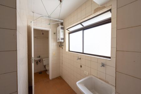 Apartamento à venda com 80m², 3 quartos e 1 vagaÁrea de Serviço