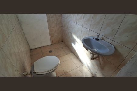 Casa para alugar com 80m², 4 quartos e sem vaga Casa para alugar com 80m², 4 quartos e sem vagaBanheiro Social