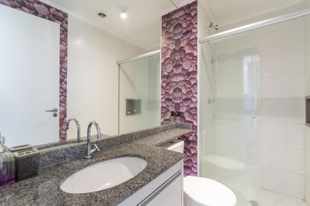 Apartamento à venda com 34m², 2 quartos e sem vaga Apartamento à venda com 34m², 2 quartos e sem vagaBanheiro Social