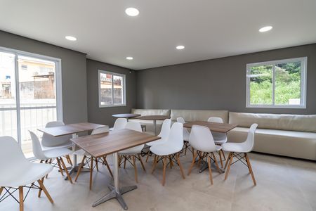 Apartamento à venda com 42m², 2 quartos e 1 vagaÁrea comum - Salão de festas 1