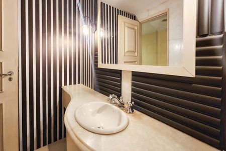 Apartamento à venda com 543m², 4 quartos e 2 vagasLavabo