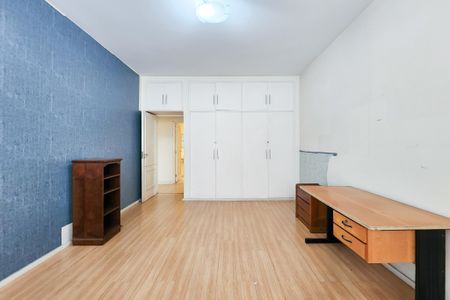 Apartamento à venda com 543m², 4 quartos e 2 vagasQuarto 2