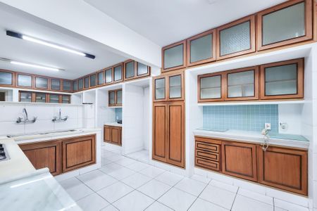 Apartamento à venda com 543m², 4 quartos e 2 vagasCozinha