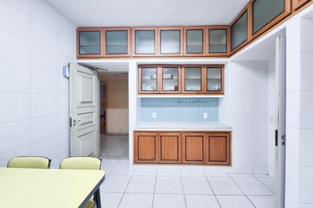 Apartamento à venda com 543m², 4 quartos e 2 vagasCozinha