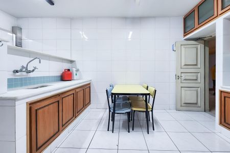 Apartamento à venda com 543m², 4 quartos e 2 vagasCozinha