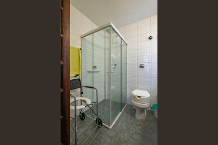 Apartamento para alugar com 140m², 3 quartos e 1 vaga Apartamento para alugar com 140m², 3 quartos e 1 vagaBanheiro da Suíte