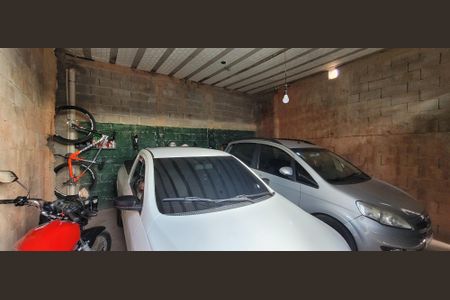 Casa à venda com 212m², 3 quartos e 2 vagas Casa à venda com 212m², 3 quartos e 2 vagasGaragem