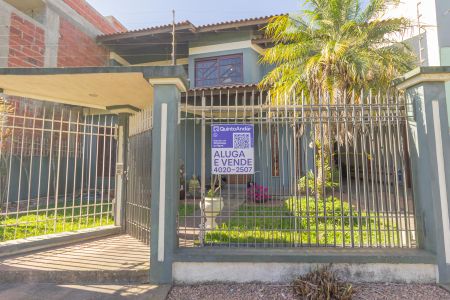 Casa à venda com 310m², 4 quartos e 4 vagas Casa à venda com 310m², 4 quartos e 4 vagasFachada/Placa