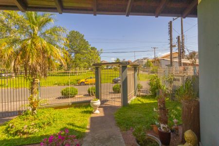 Casa à venda com 310m², 4 quartos e 4 vagas Casa à venda com 310m², 4 quartos e 4 vagasVista da Sala