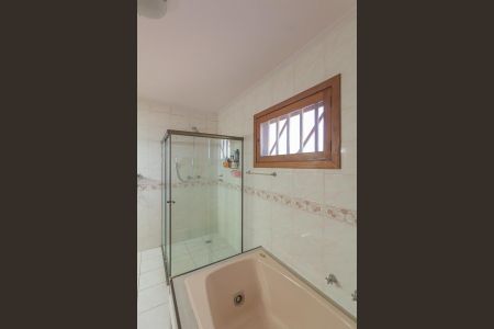 Casa à venda com 310m², 4 quartos e 4 vagas