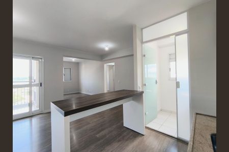 Apartamento para alugar com 73m², 2 quartos e 2 vagasCozinha e Área de Serviço