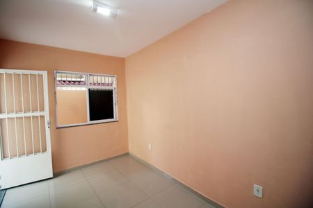 Sala de casa à venda com 1 quarto, 55m² em Brás de Pina, Rio de Janeiro