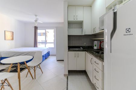 Studio para alugar com 28m², 1 quarto e 1 vagaCozinha